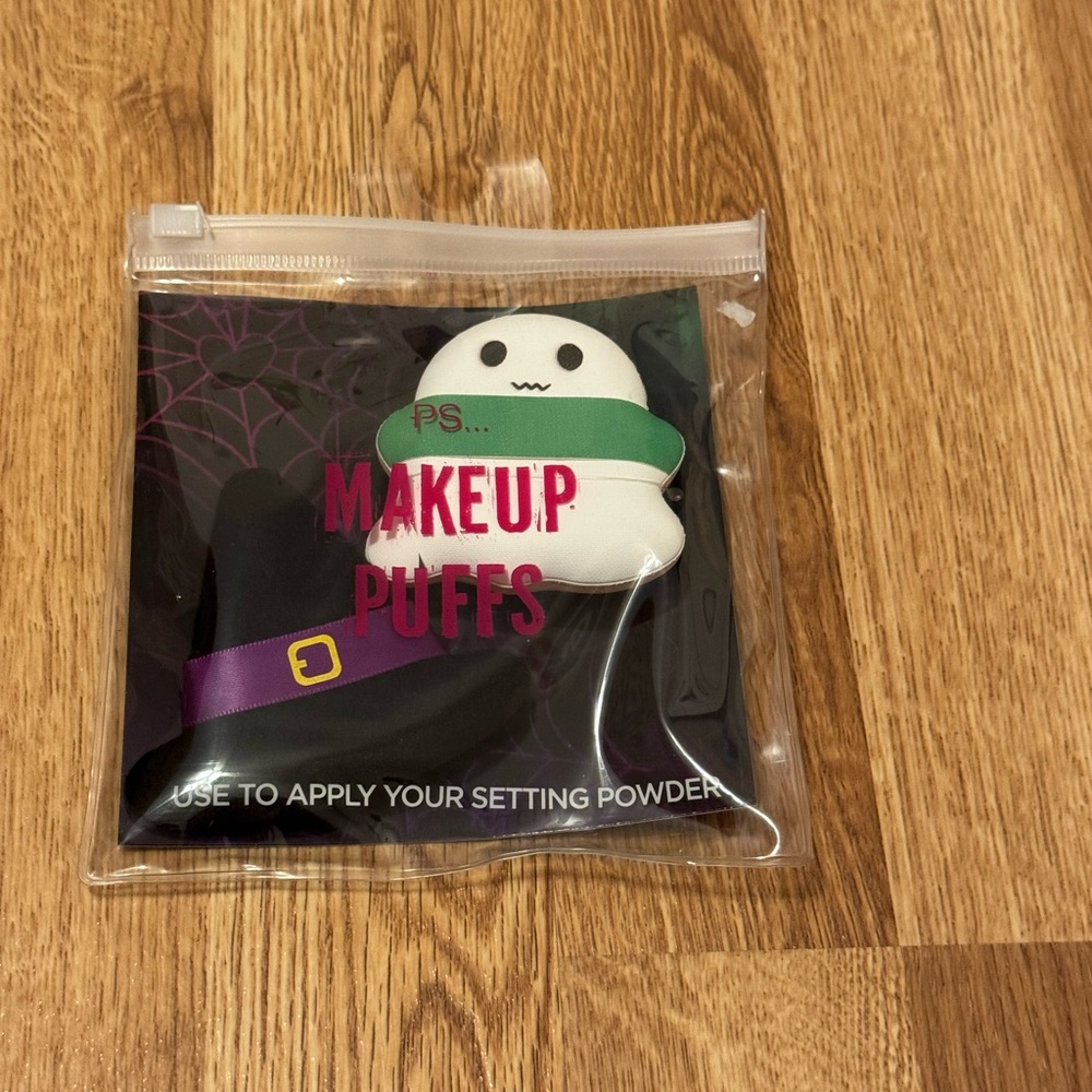 Halloween Themed Makeup Puffs